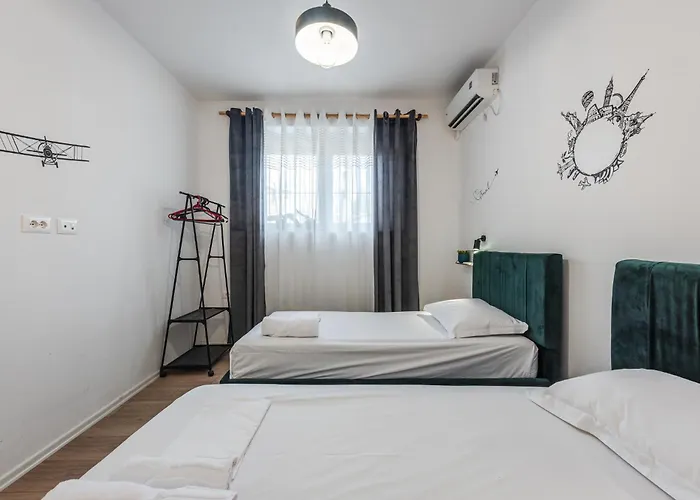 Apartamento Noir By *