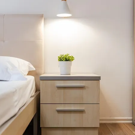 Lägenhet Noir By Tirana