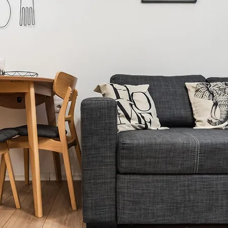 Noir By Lägenhet Tirana