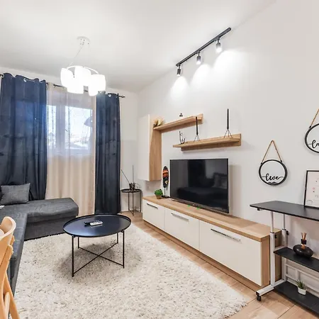 Noir By Appartement *