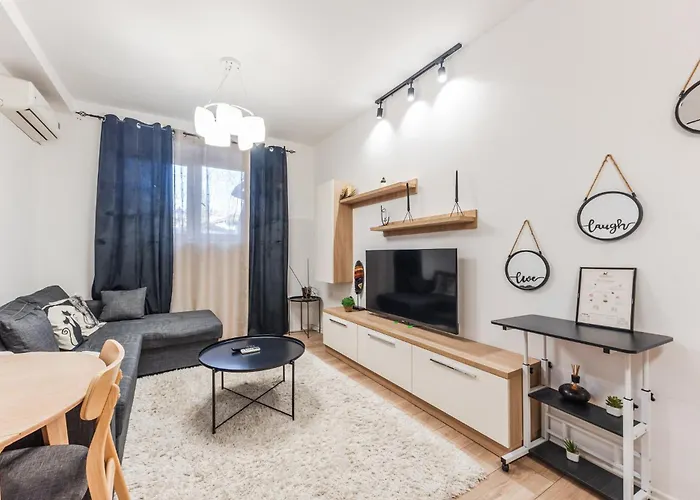 Noir By Appartement *